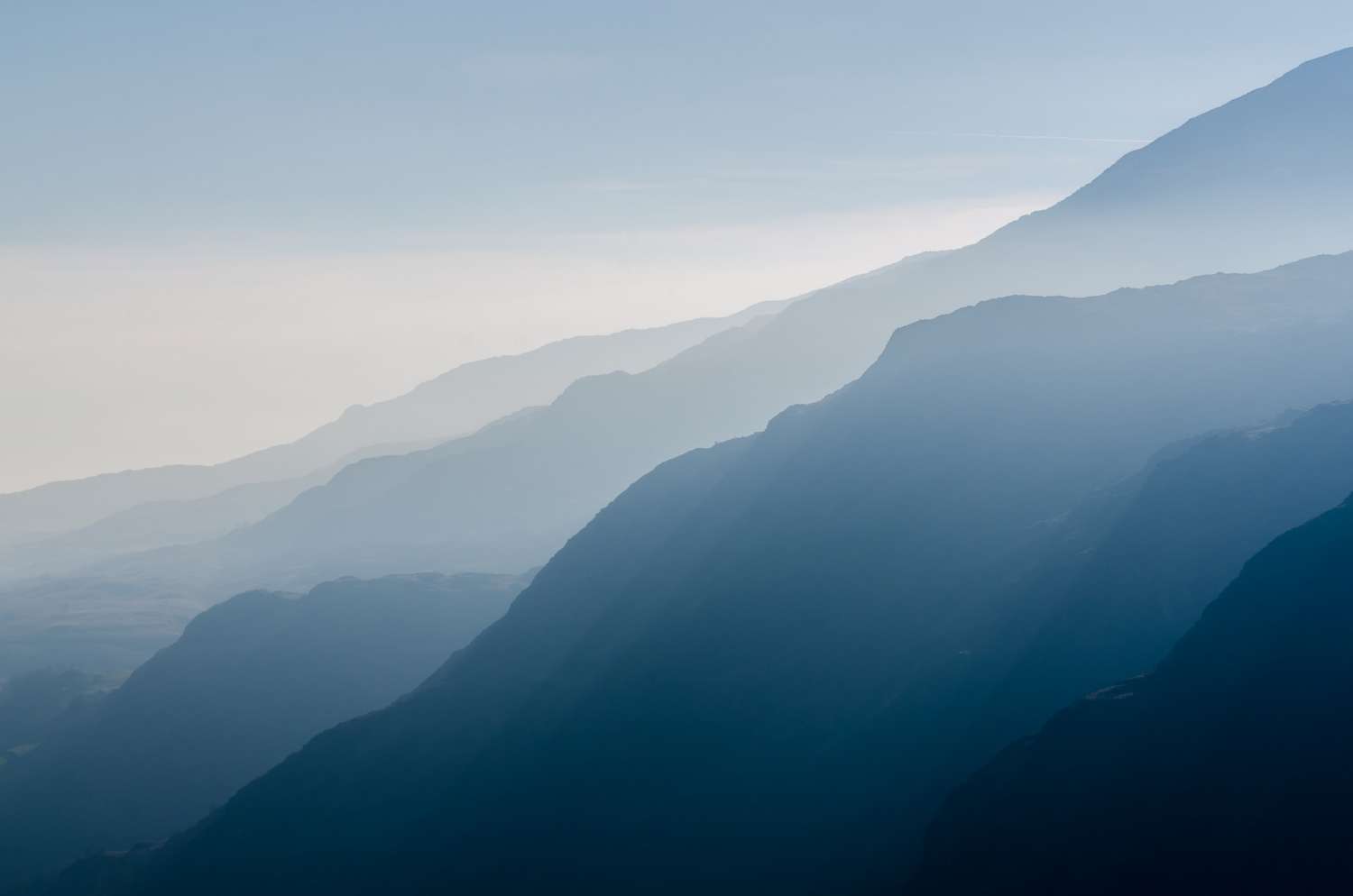 background- thanh-tuu-ewave